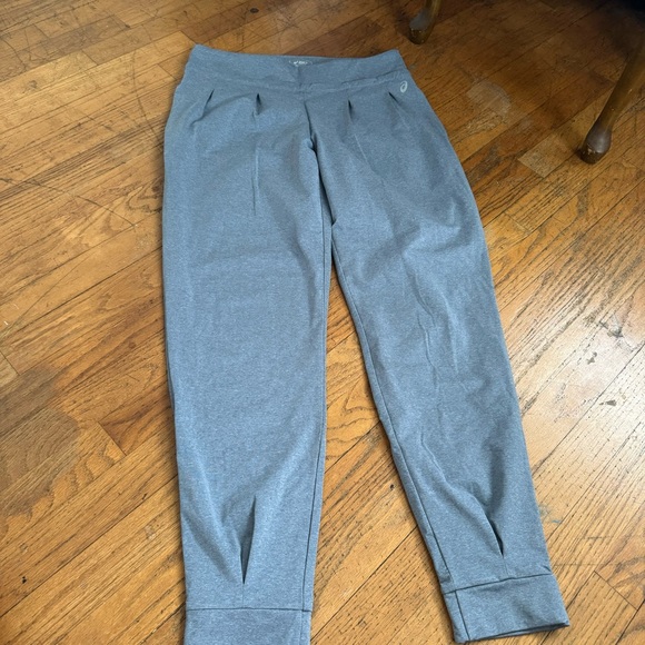 Asics D1 Large Grey Jogger Pants - Picture 1 of 7